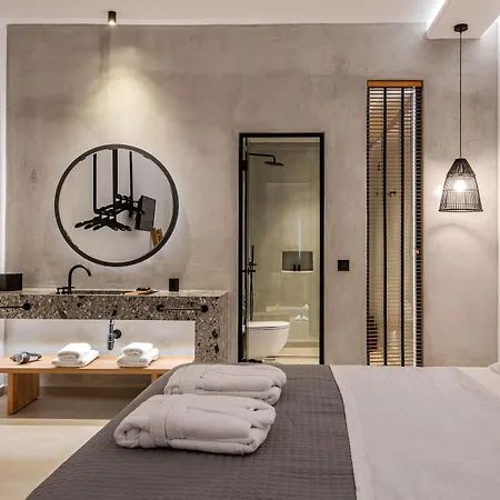 Apartment Avra